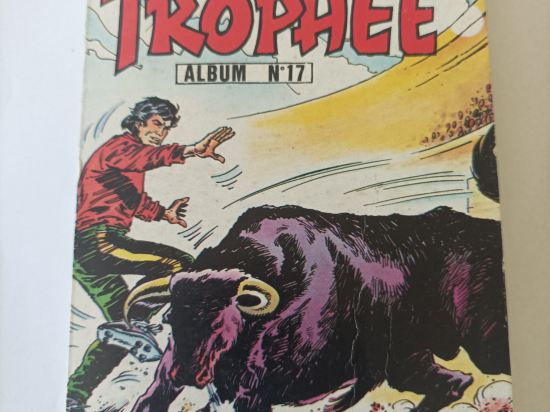 TROPHEE album n°17 ( 49 à 51 ) eo 1983 TTBE+
