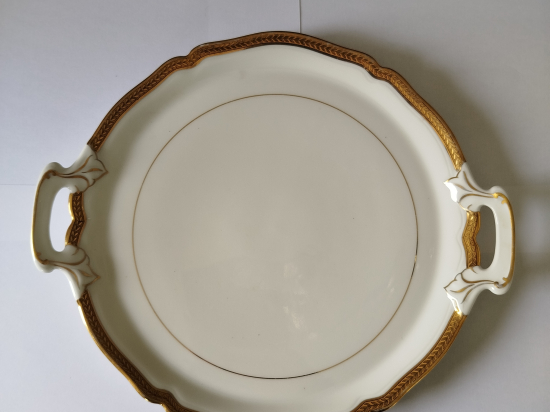 Plat à gâteaux en porcelaine de LIMOGES TTBE++++SUP