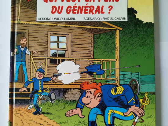 LES TUNIQUES BLEUES n°42 Qui veut la peau du Général eo 1999 TBE+++++