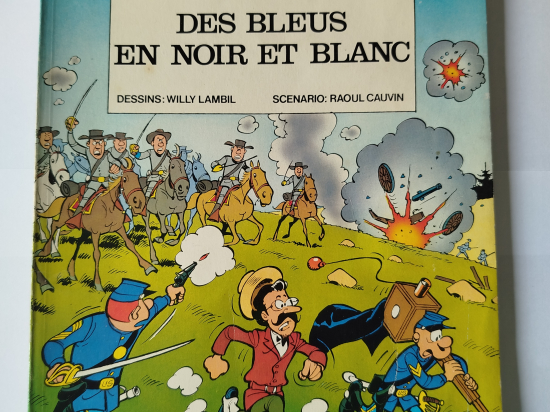 LES TUNIQUES BLEUES n°11 Des bleus en noir et blanc eo 1977 TTBE+