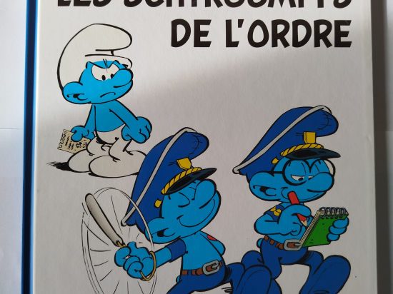 LES SCHTROUMPFS n°30 Les schtroumpfs de l'ordre eo 2012 TTBE++++SUP