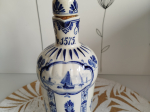 Bouteille à liqueur en Faïence de DELFT décor bateaux TTBE++++SUP